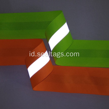 Warna Hijau Tahan Air Oxford Iron pada Tape Reflektif